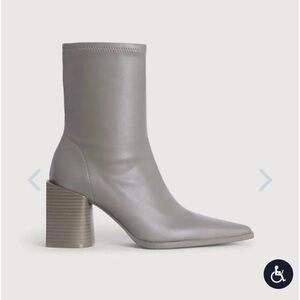 Oak + Fort Gray Block Heel Ankle Boots